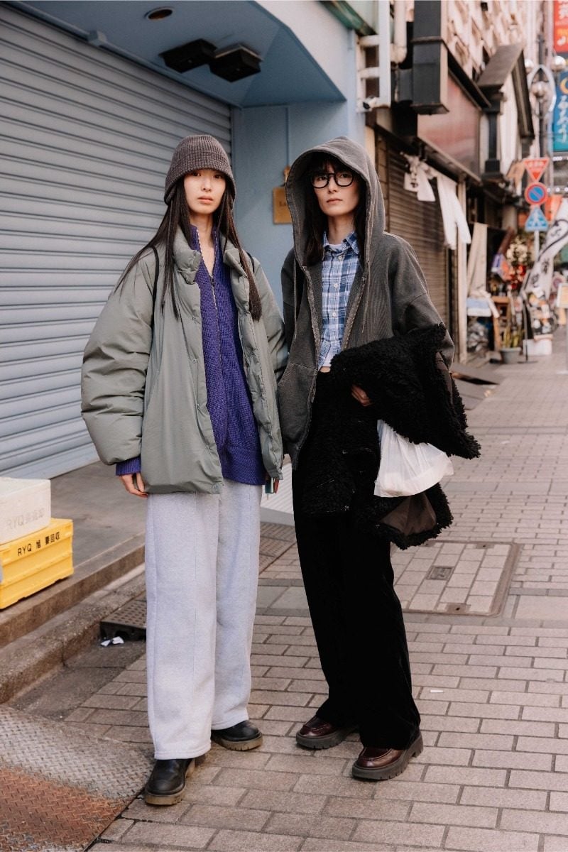 Layered Streetwear With Puffer Jacket and Beanie — Japan Outfits