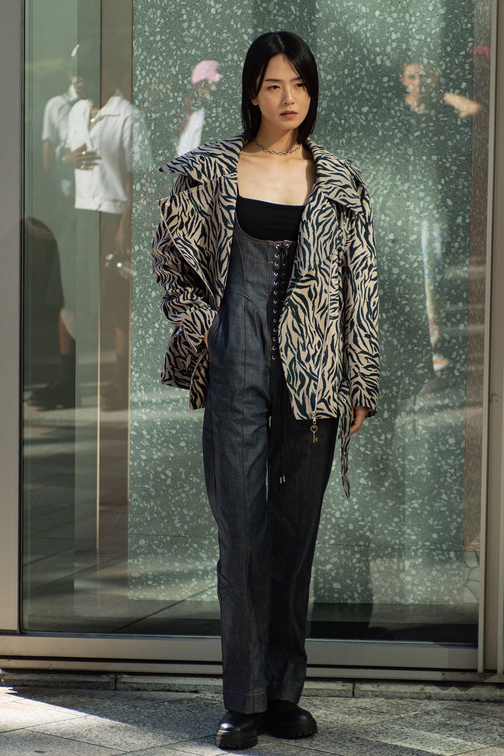Zebra Print Jacket With Corset and Wide-Leg Jeans — Japan Outfits