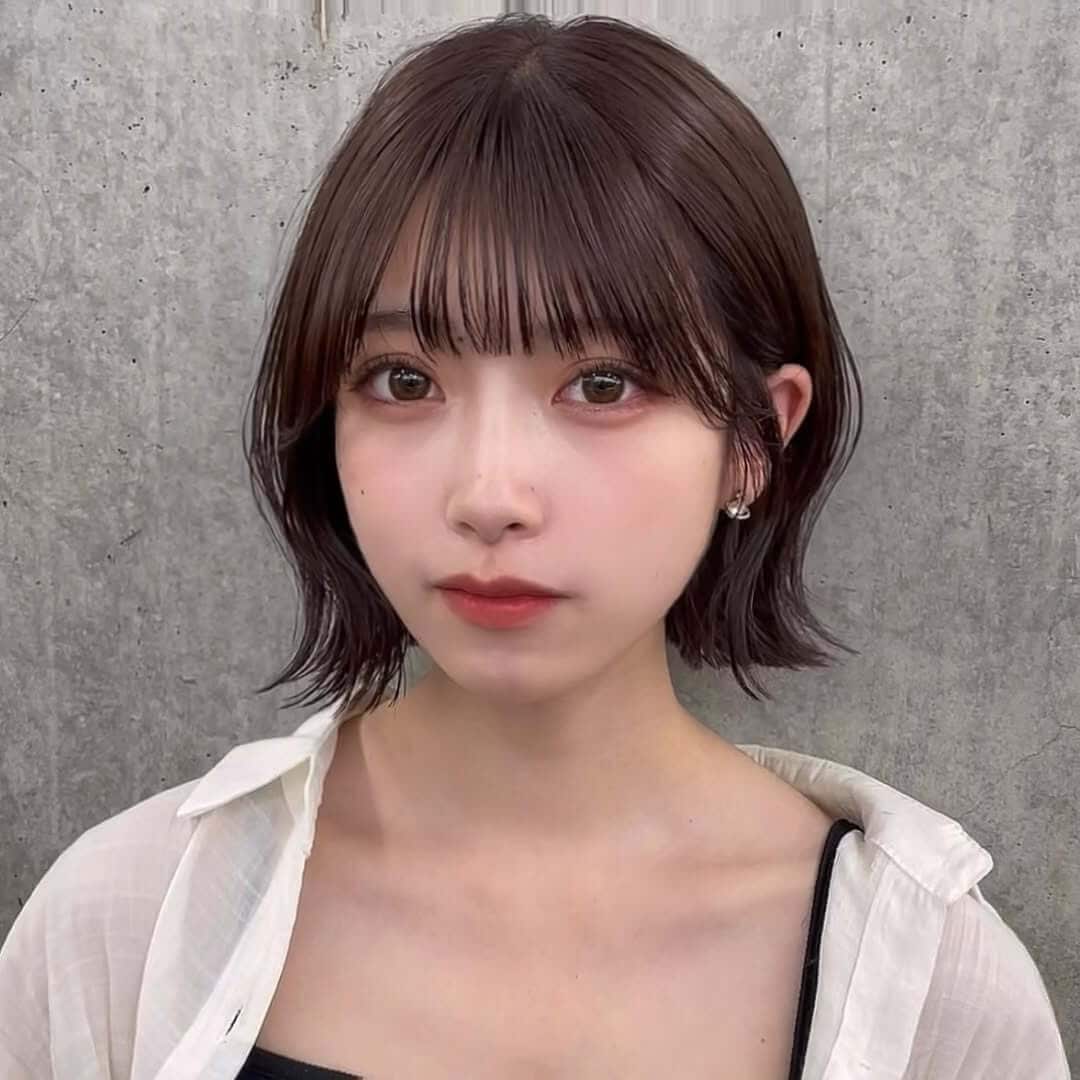Chin Length Bob With Blunt Bangs Chin Length Bob With Blunt Bangs — Japanese Hairstyles