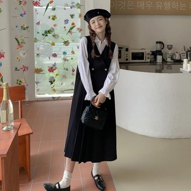 Vest Dress Over Collared Shirt With Beret — Japanese Outfits