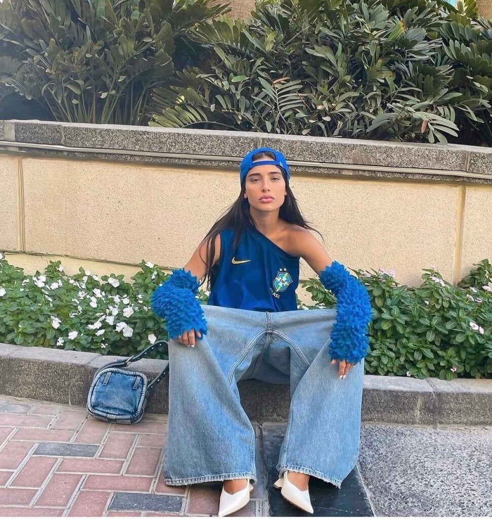 Oversized Jersey and Ultra-Wide Leg Denim — Jersey Outfit