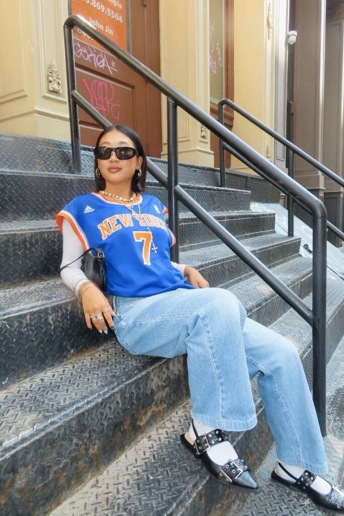 Layered Jersey Over a Long-Sleeve Shirt with Jeans, Close-Up Take — Jersey Outfit