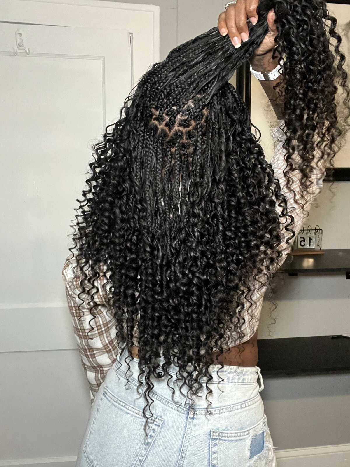 Mid-Back Knotless Braids With Heart-Shaped Parting