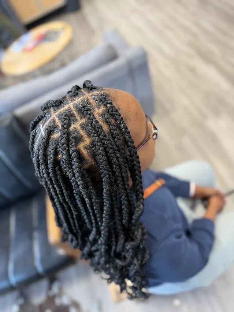 Mid-Back Knotless Braids With Square Parting, Black Mid-Back Knotless Braids With Square Parting, Black — Knotless Hairstyles