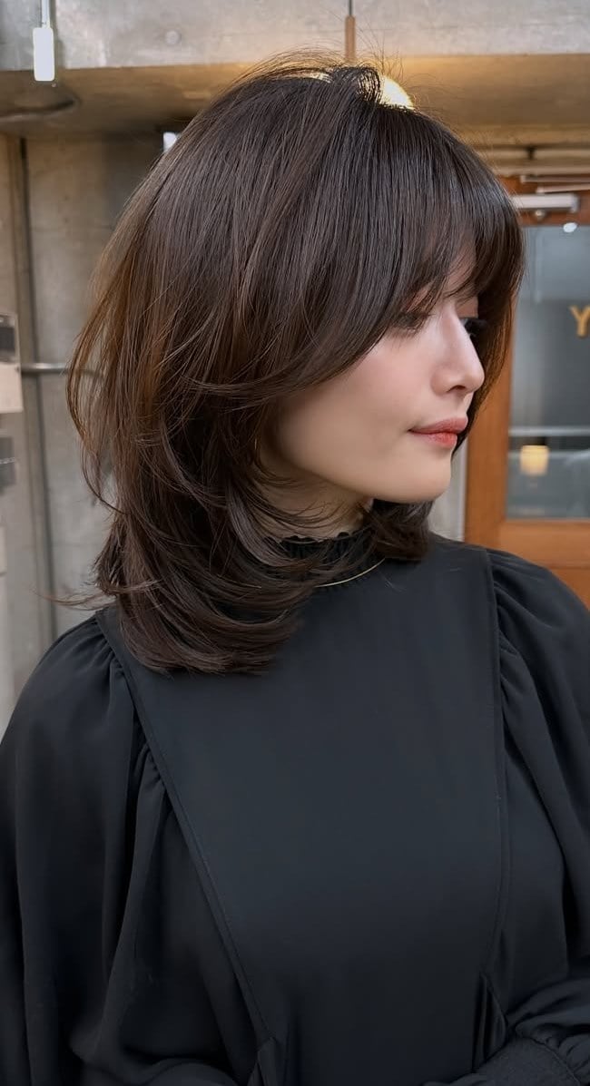 Shoulder Length Layered Lob With Highlights Shoulder Length Layered Lob With Highlights — Korean Hairstyles