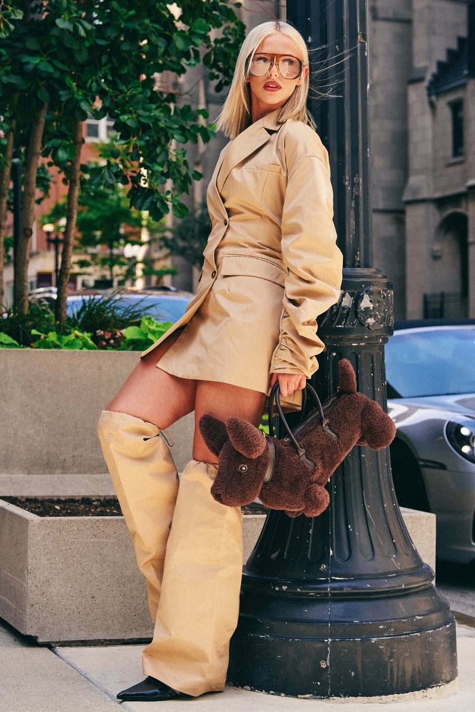 Beige Leg Warmers with an Oversized Blazer Dress and Boots — Leg Warmers Outfits