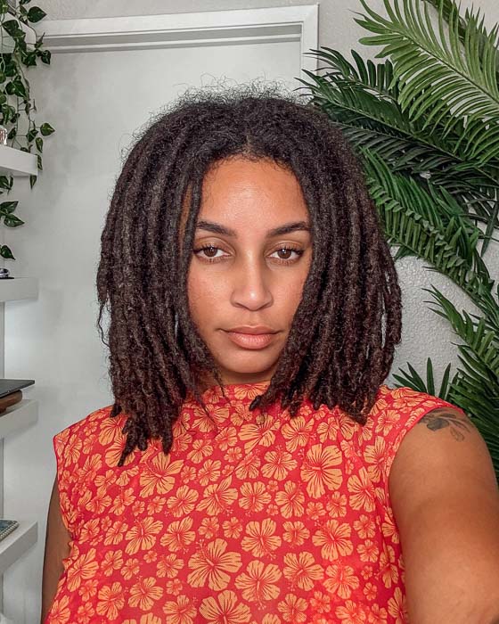 Collarbone Dark Brown Wavy Locs — Length Locs