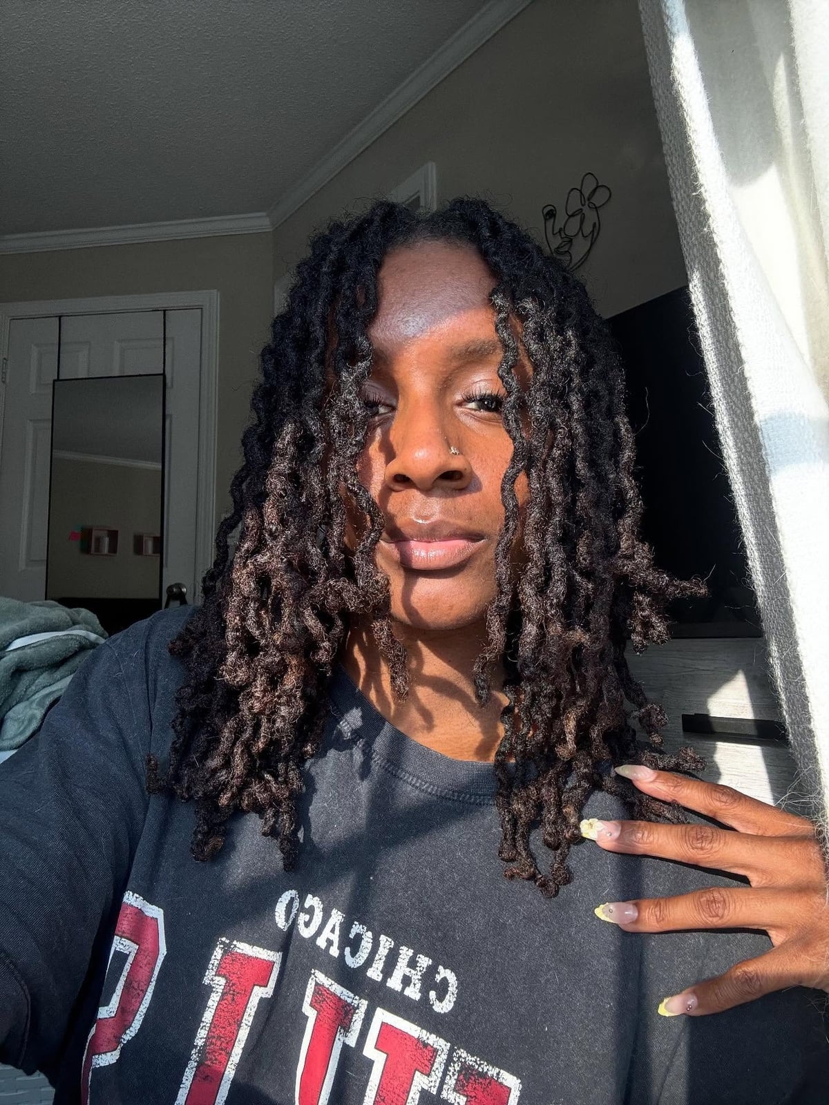 Shoulder Wavy Locs With Red Undertones — Length Locs