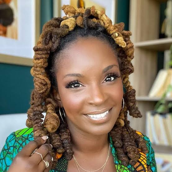 Shoulder Soft Locs With Highlight Dimension — Length Locs
