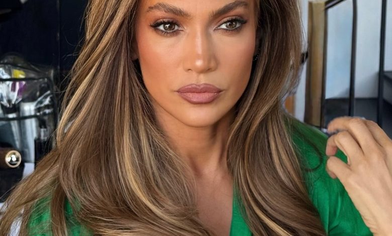 21 Brown Hair with Blonde Highlights Ideas to Try Next | Who What Wear