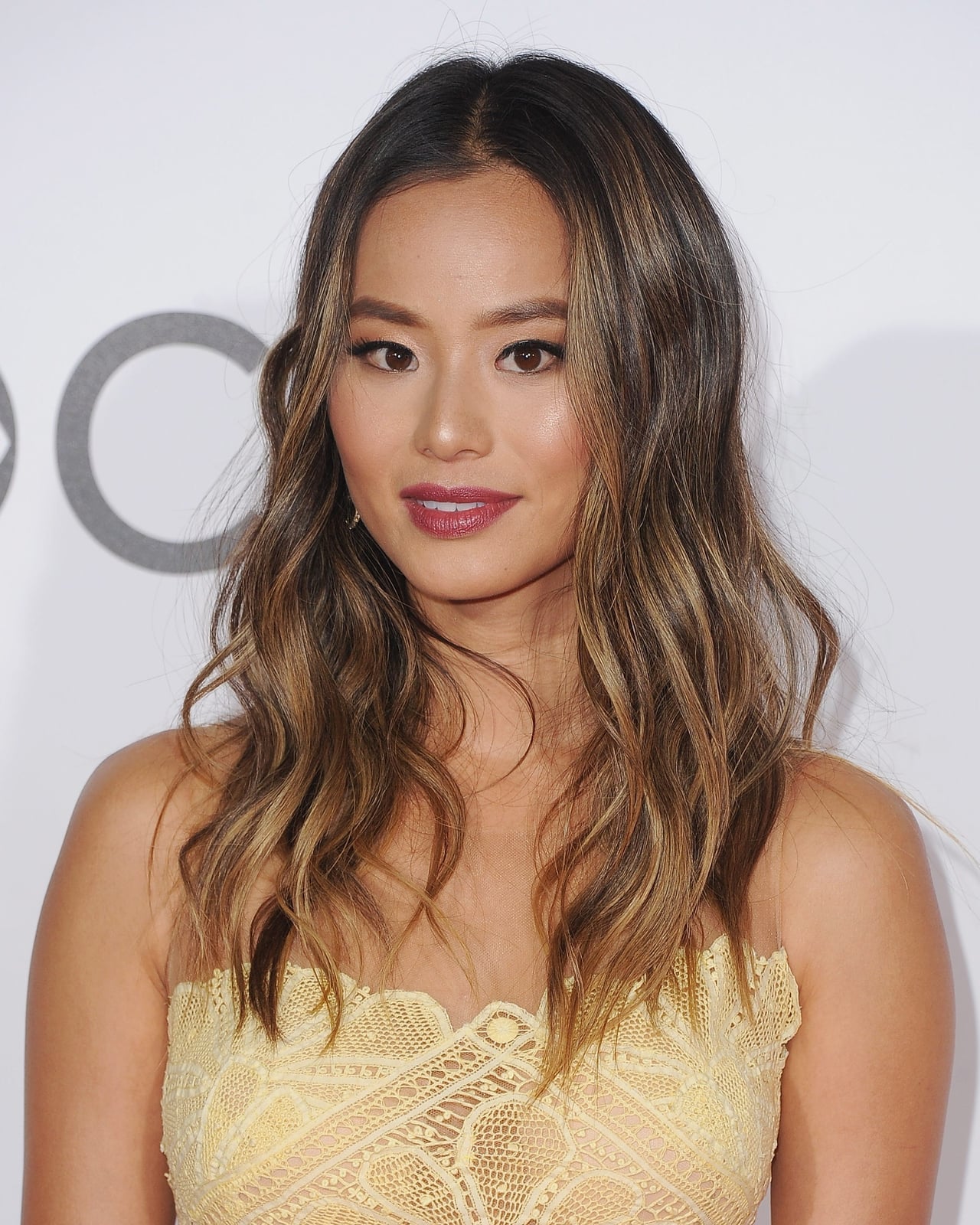 Shoulder Length Light Brown With Subtle Highlights Shoulder Length Light Brown With Subtle Highlights — Light Highlights
