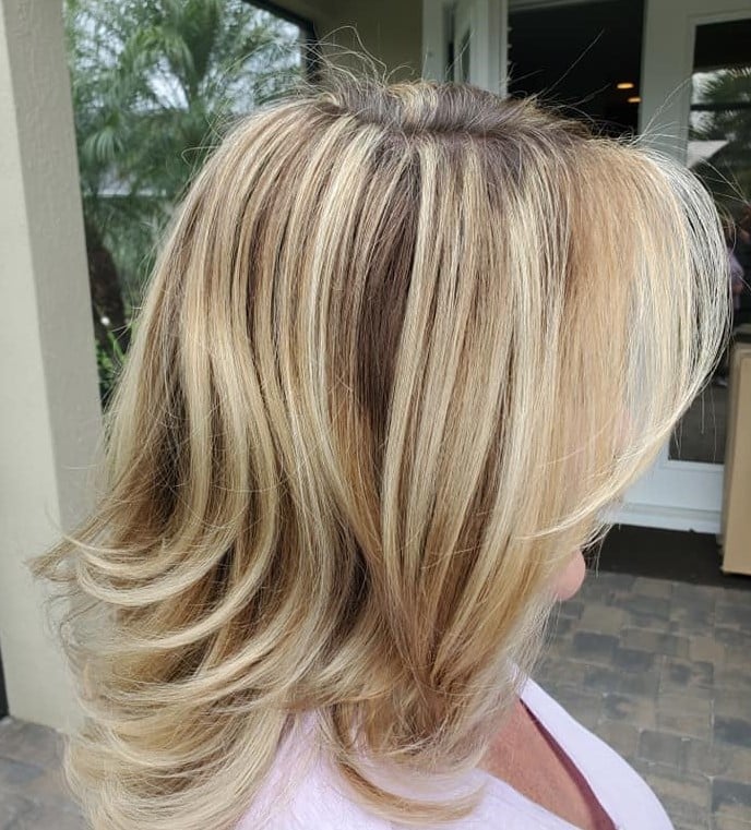 Shoulder Length Light Brown With Dimensional Highlights, Wavy Shoulder Length Light Brown With Dimensional Highlights, Wavy — Light Highlights