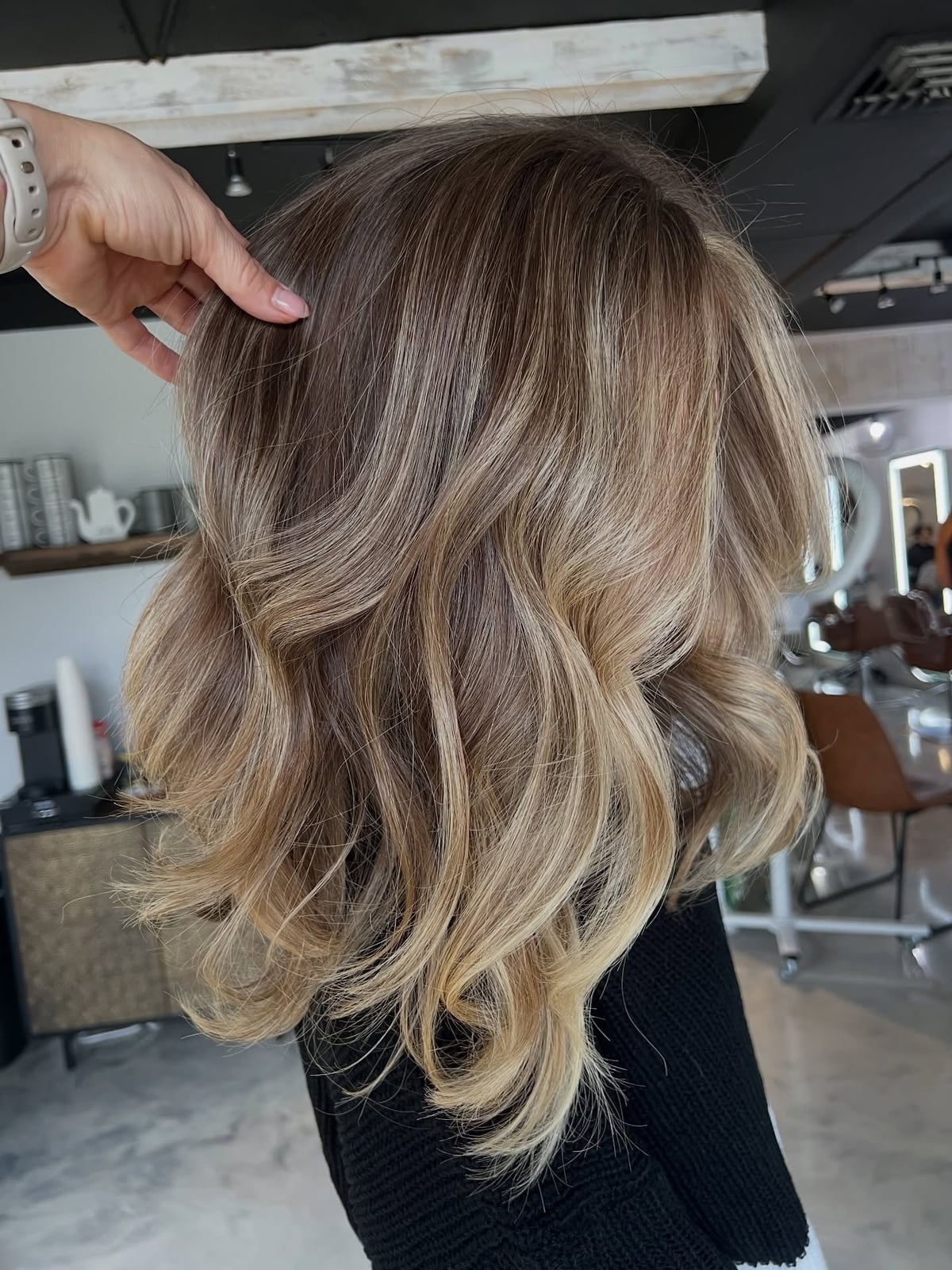 Shoulder Length Dark Blonde With Dimensional Highlights Shoulder Length Dark Blonde With Dimensional Highlights — Light Highlights