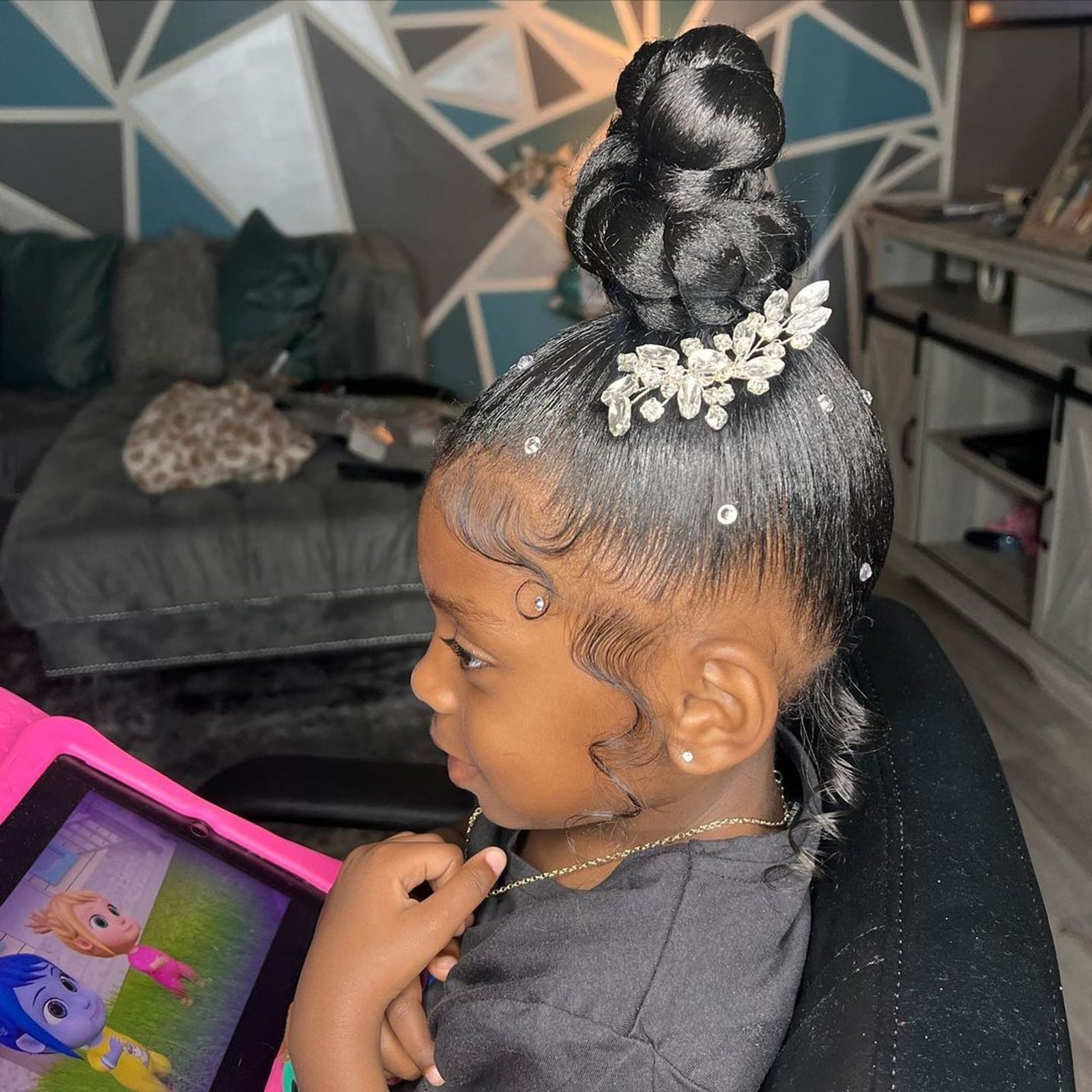 Collarbone Braided Crown With Loose Waves Collarbone Braided Crown With Loose Waves — Little Girl Hairstyles