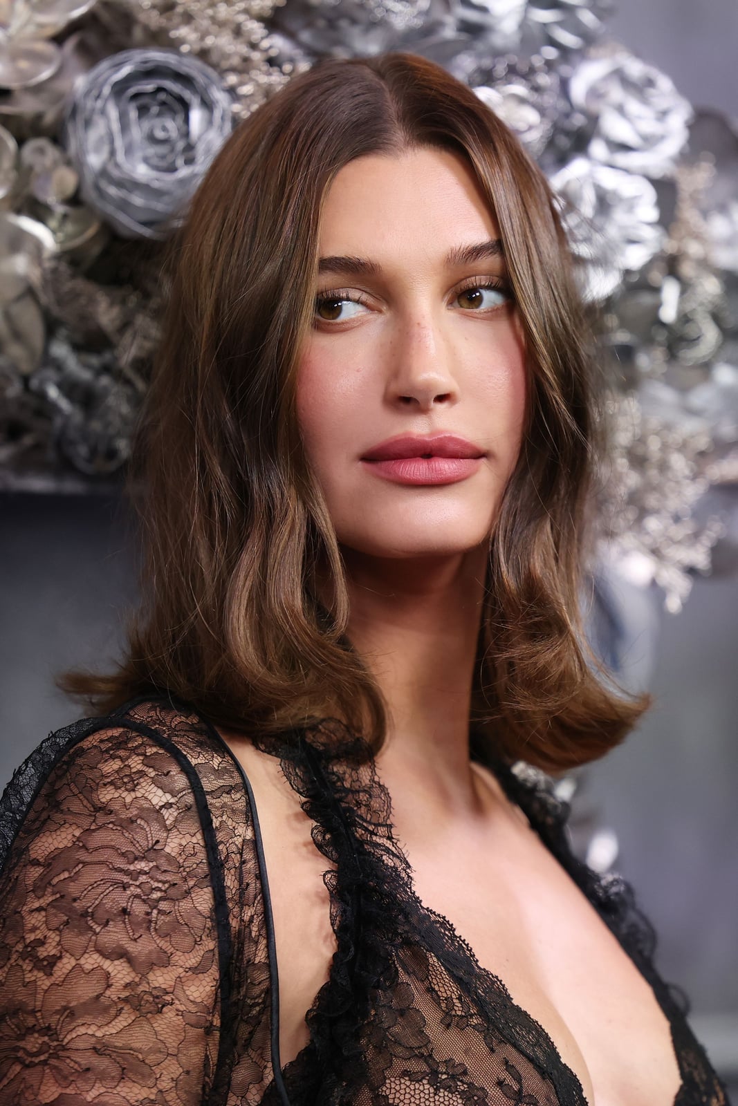 Collarbone Lob With Modern Loose Waves — Lob Hair