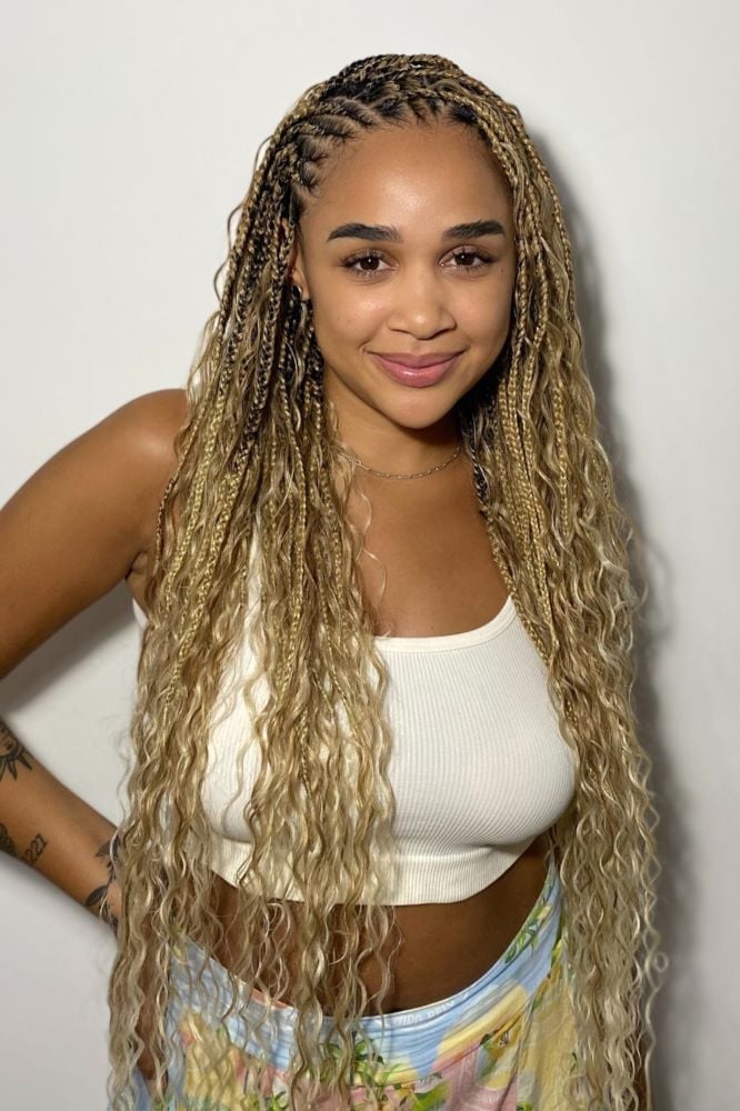 Blonde Box Braids With Dark Roots And Curly Ends Blonde Box Braids With Dark Roots And Curly Ends — Long Braids