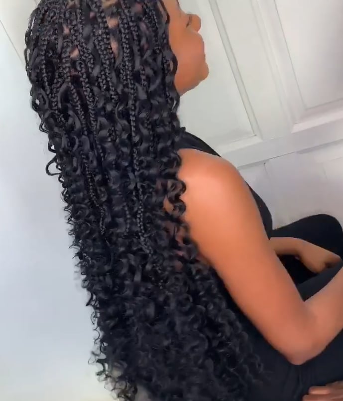 Mid-Back Black Box Braids With Curly Ends Mid-Back Black Box Braids With Curly Ends — Long Braids