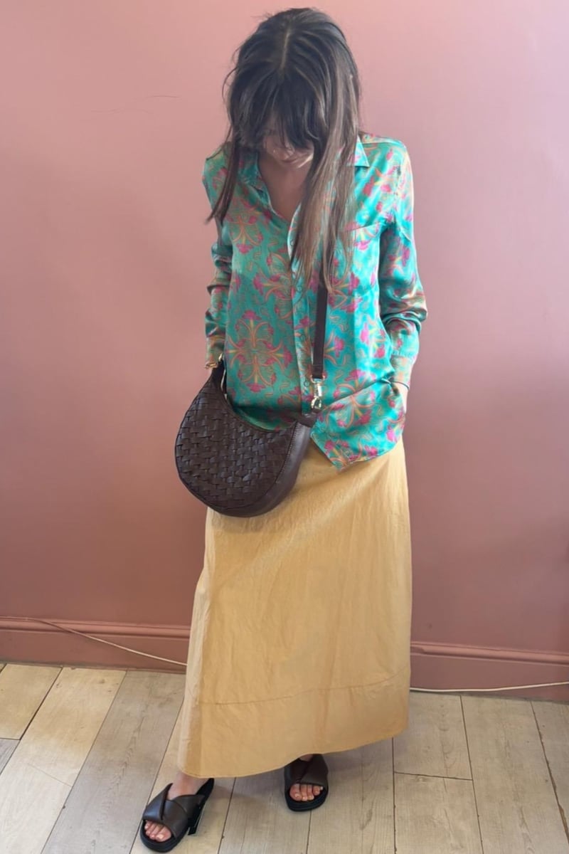 Yellow Maxi Skirt with a Printed Silk Shirt Yellow Maxi Skirt with a Printed Silk Shirt — Long Skirt Outfits