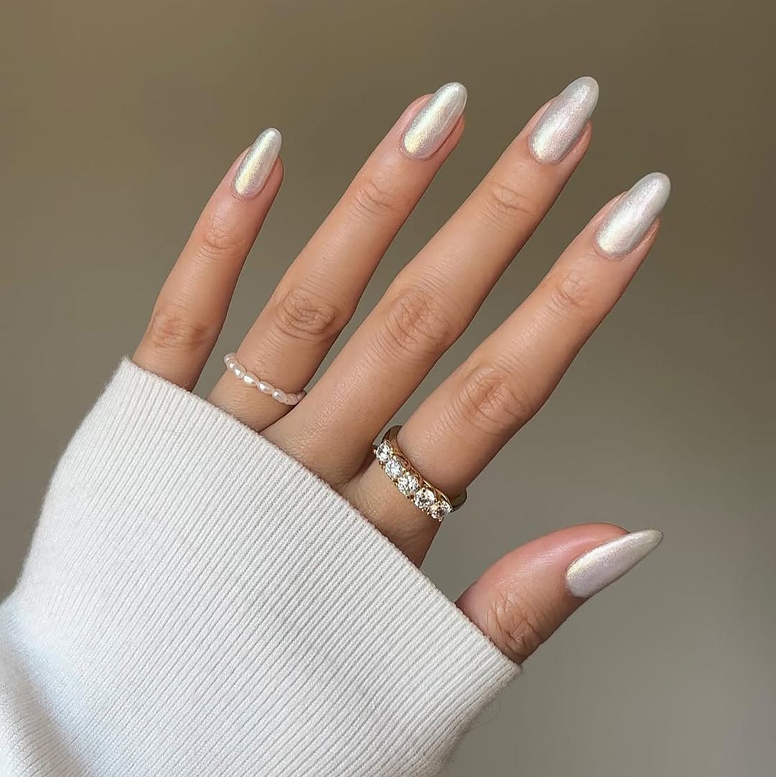 Medium Almond Iridescent Chrome Pale White Nails — Looks Nail