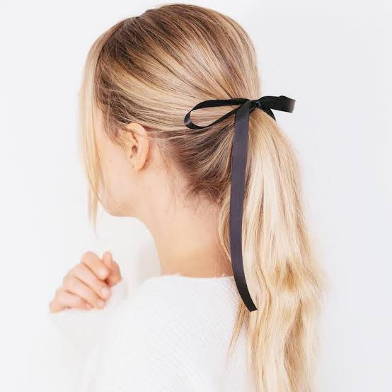 Ash Blonde Collarbone Low Ponytail Ribbon — Low Ponytail Hairstyles