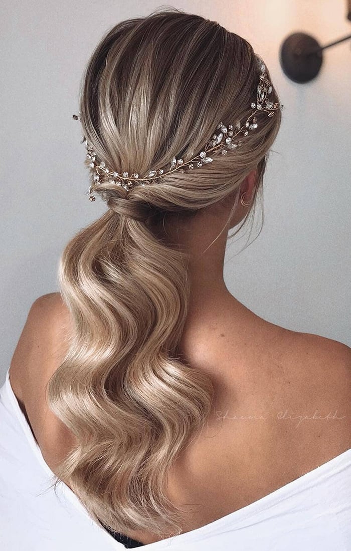 Ash Blonde Low Ponytail Soft Waves — Low Ponytail Hairstyles