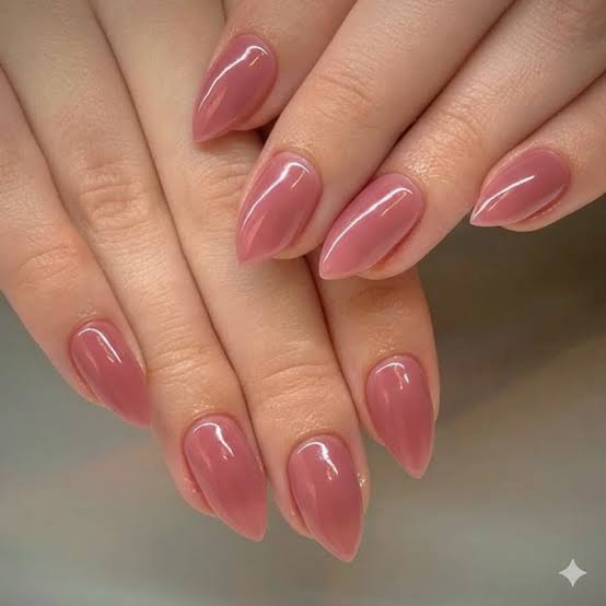 Short Almond Dusty Rose Sheer Nails Short Almond Dusty Rose Sheer Nails — Manicure Nails