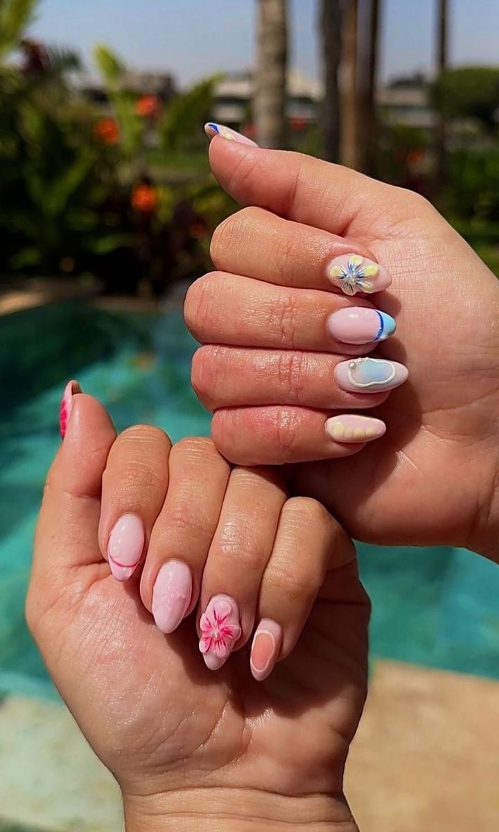 Medium Almond Summer Floral Pearl Accent Nails Medium Almond Summer Floral Pearl Accent Nails — Manicure Nails
