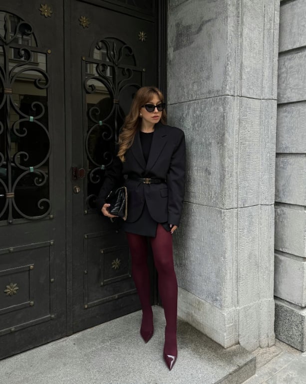 Black Blazer With Maroon Tights — Maroon Outfits