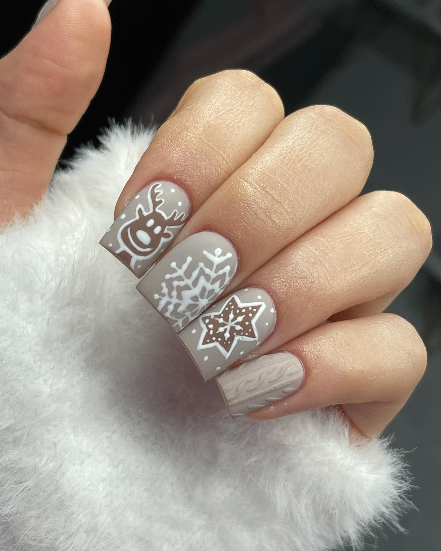 Matte Neutral Christmas Sweater & Cookie Nails