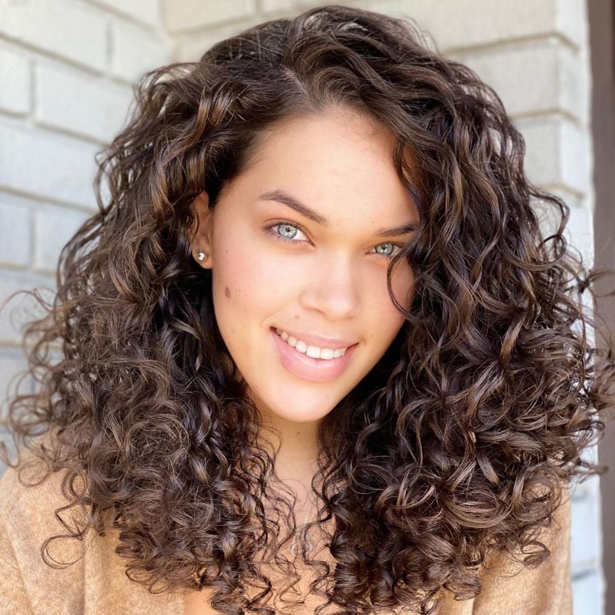 Shoulder Length Layered Bob With Balayage — Medium Curly Hair