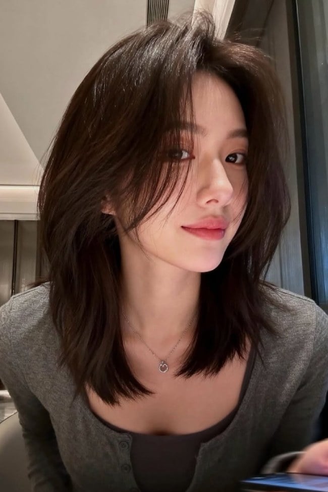 Shoulder Length Shag With Curtain Bangs Dark Brown — Medium Hair