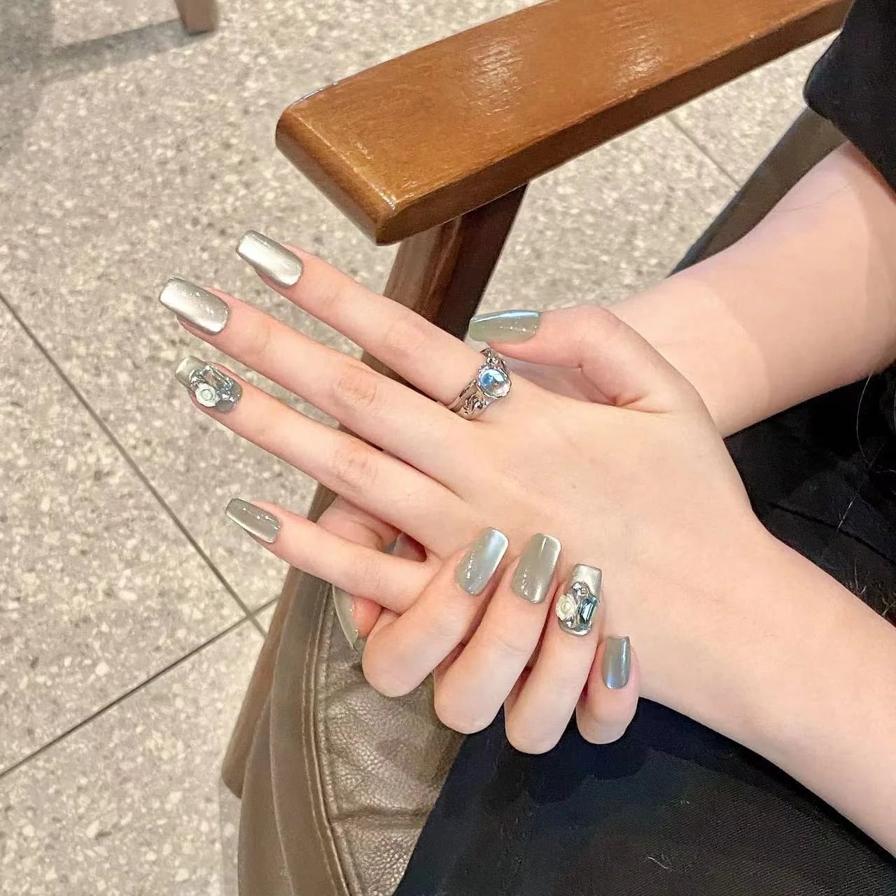 Jade Green Cat-Eye Chrome Medium Square Nails