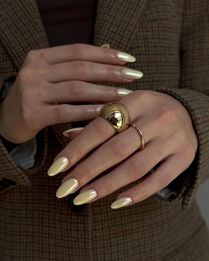 Pale Yellow Pearlescent Metallic Long Almond Nails — Metallic Nails