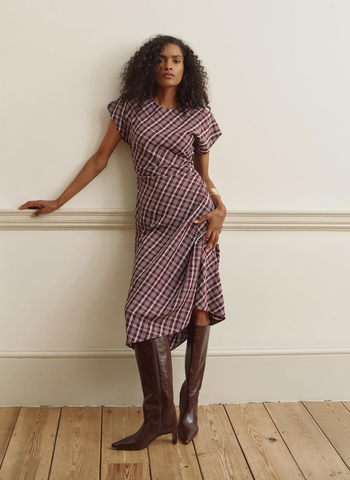 Maroon Plaid Midi Dress With Fitted Waist — Midi Dresses