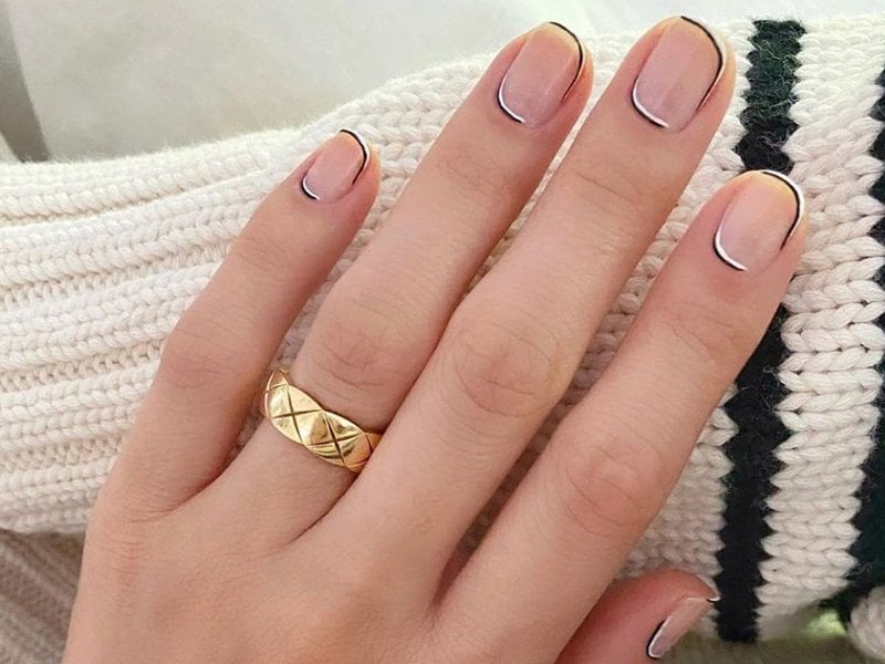 Short Square Nude With Dual Tone Outline — Minimalist Nails