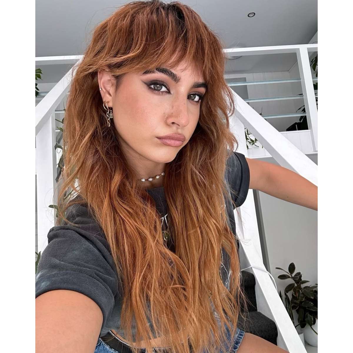 Vibrant Copper Shag With Wavy Blowout Vibrant Copper Shag With Wavy Blowout — Modern Shag