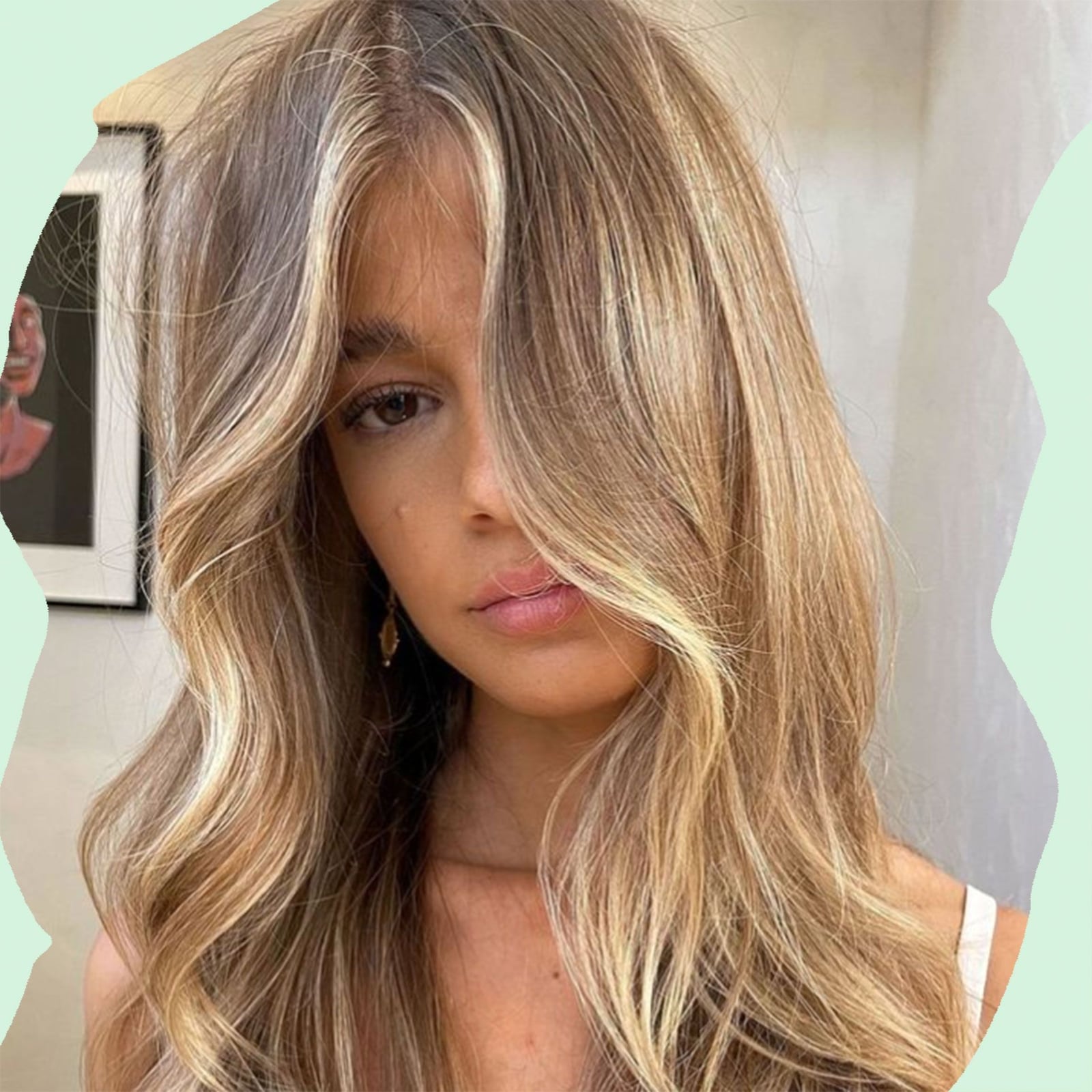 Mid-Back Layers With Muted Blonde Money Piece and Loose Waves