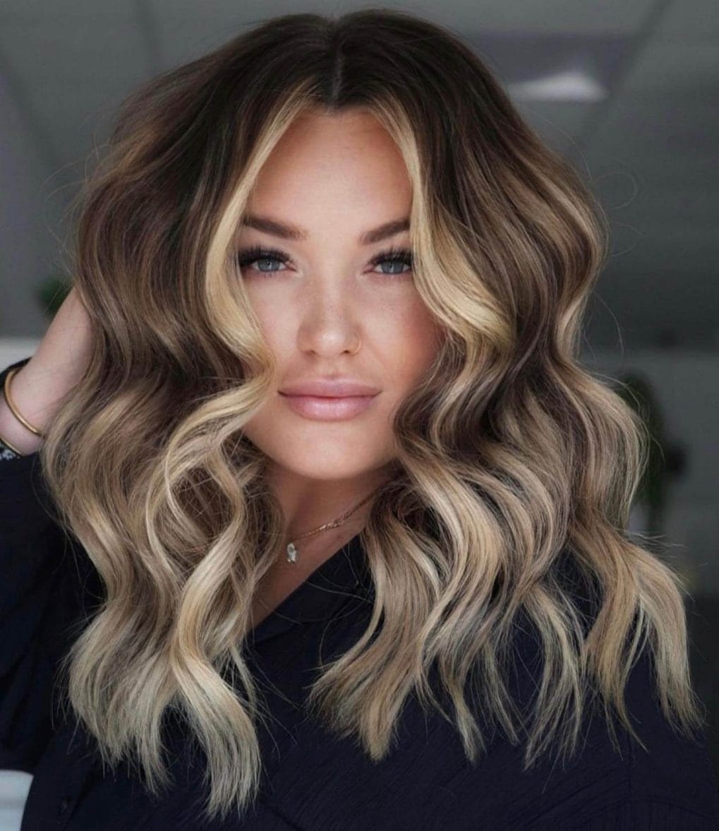 Collarbone Lob With Blended Blonde Balayage Money Piece