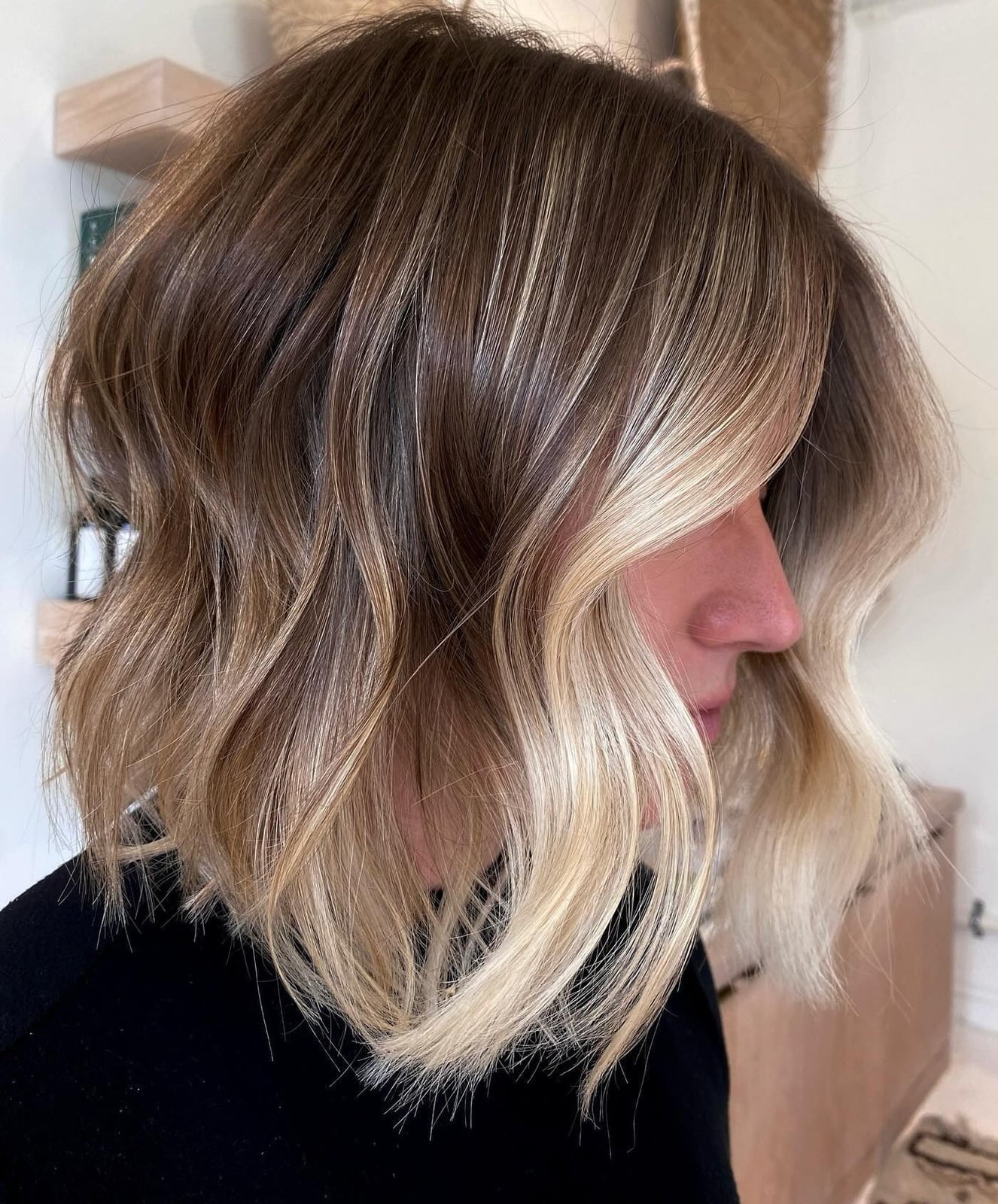 Collarbone Bob With Lighter Blonde Money Piece