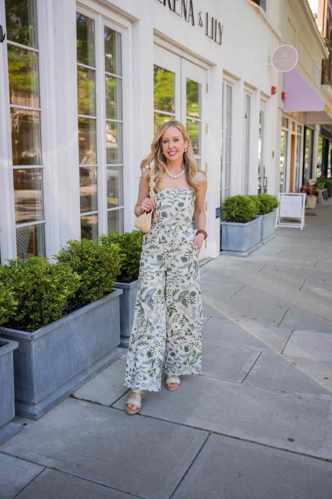 Green and White Floral Print Strapless Wide-Leg Jumpsuit — Mujer Outfits