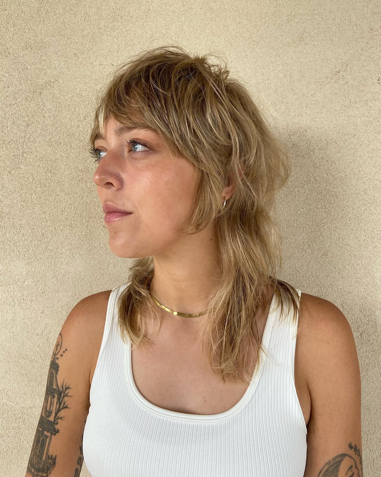 Blonde Collarbone Mullet With Wavy Texture — Mullet Hairstyles