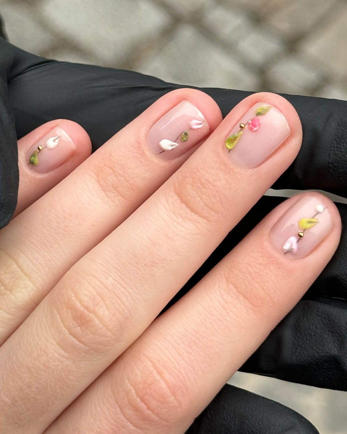 Short Soft Square 3D Floral Nails Short Soft Square 3D Floral Nails — Nail Art