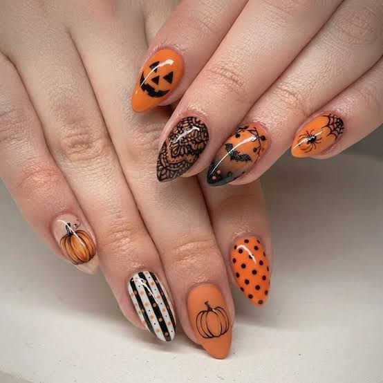 Medium Almond Halloween Theme Nails Medium Almond Halloween Theme Nails — Nail Art