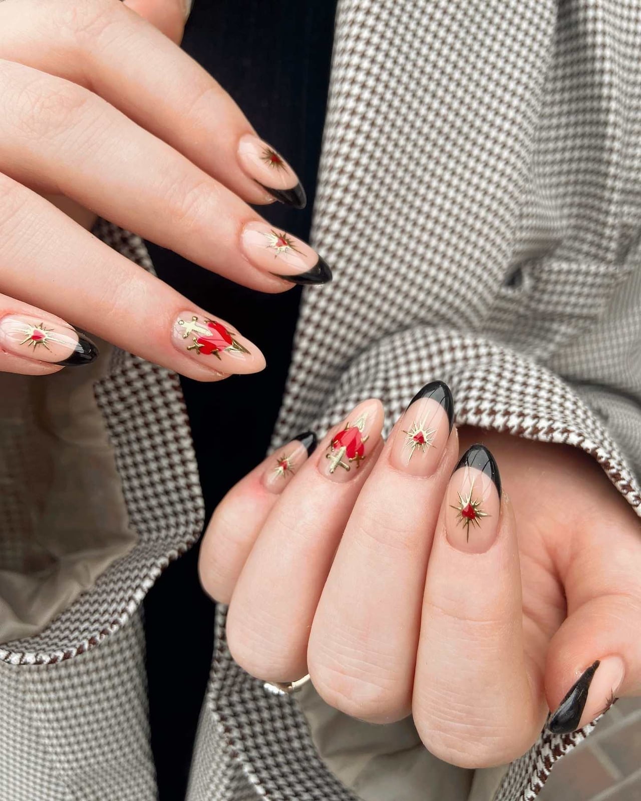 Long Almond Black French Red 3D Floral Nails Long Almond Black French Red 3D Floral Nails — Nail Art