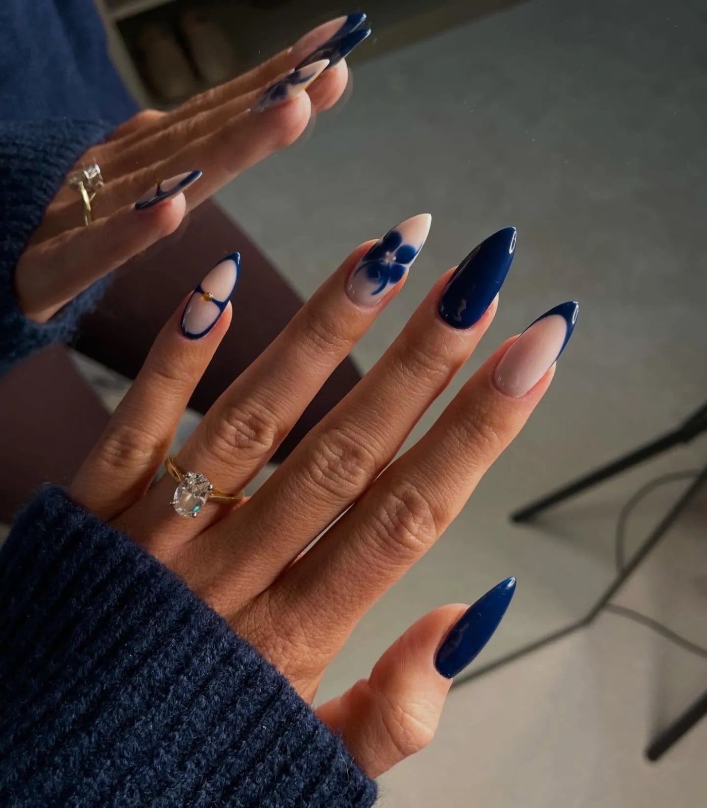 Long Almond Navy Gold Outline French — Navy Nails