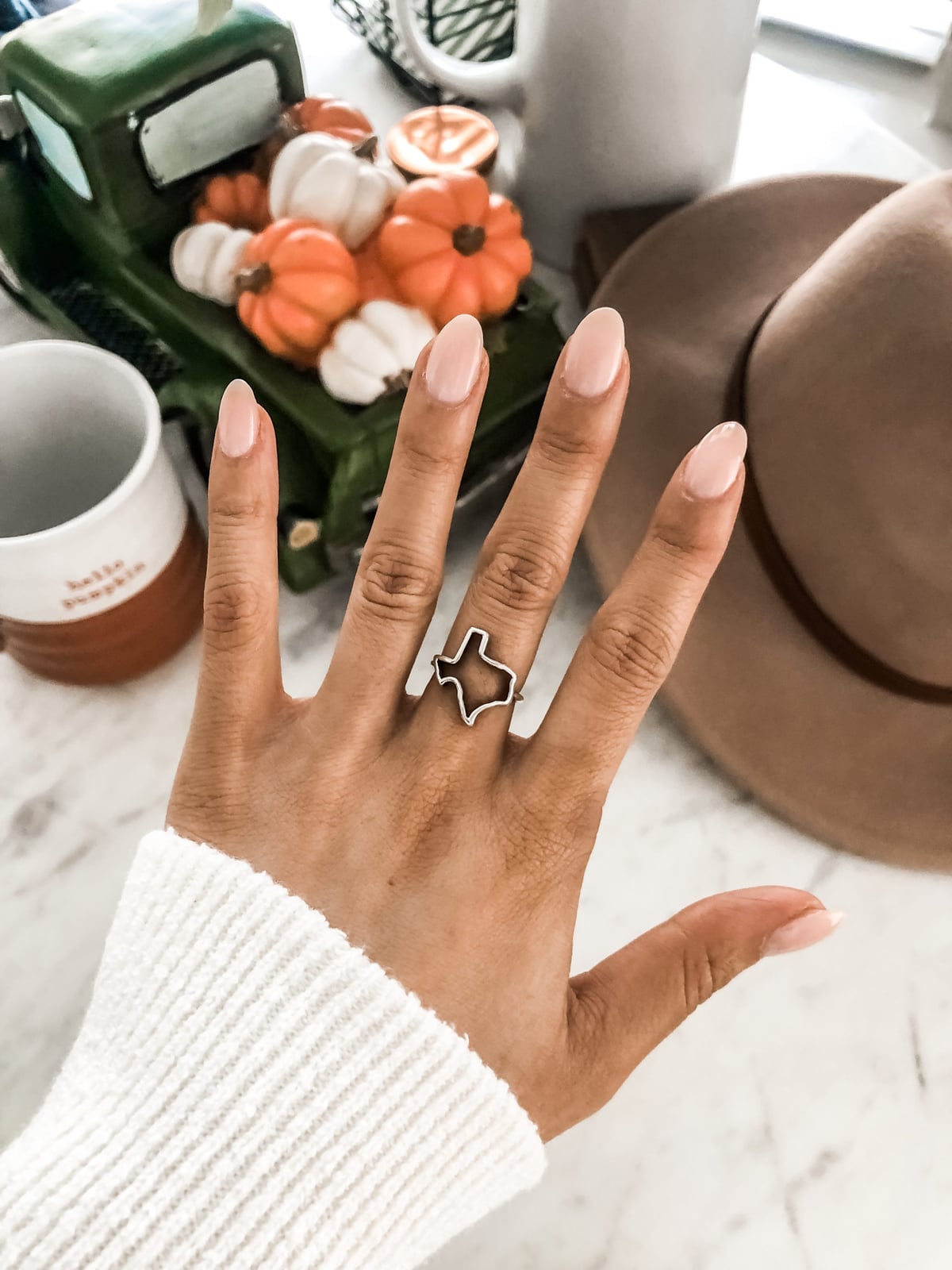 Sheer Light Pink Nude Short Soft Square Nails — Neutral Nails Colors