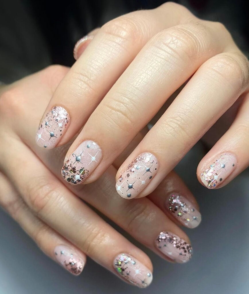Medium Oval Pink Stars Iridescent Glitter — New Years Eve Nails