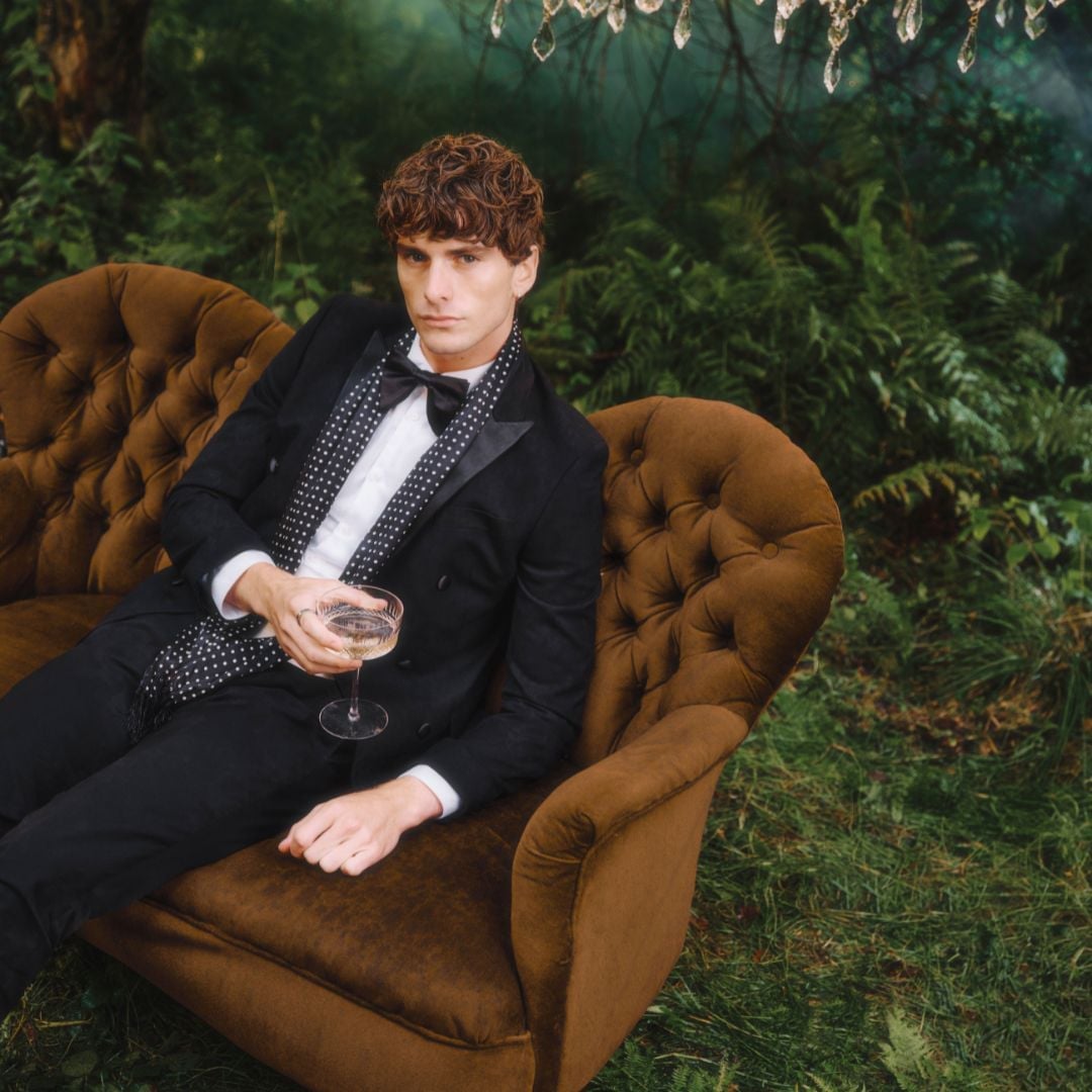 Classic Black Tuxedo for Formal New Year's Eve — New Years Eve Outfits Men