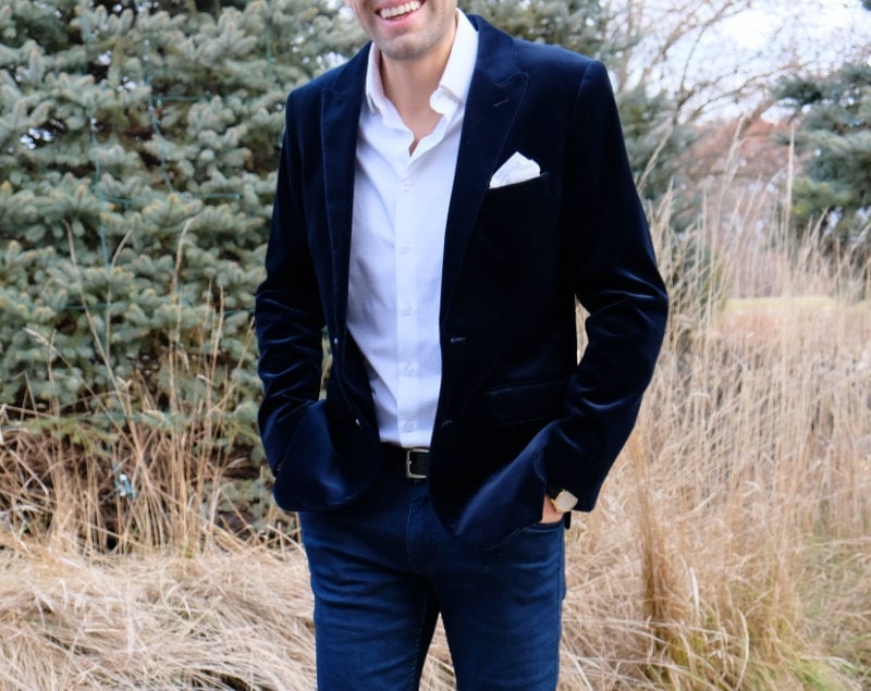 Navy Velvet Blazer for Evening Casual — New Years Eve Outfits Men