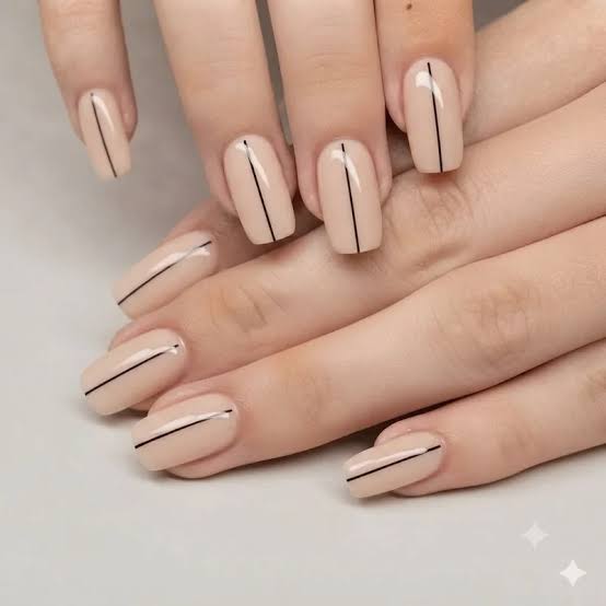 Pale Nude With Black Line Short Oval Nails — Nude Nails